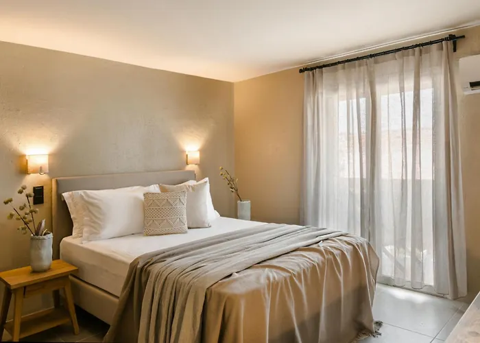 Hotel Nomade Agora - Town Centre, Kefalonia - Private Balconies Lixouri